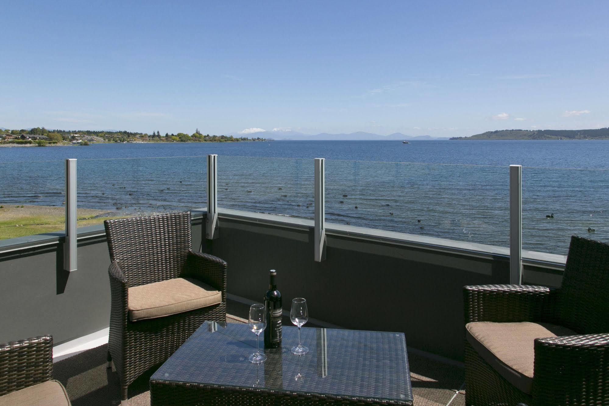 The Cove- On The Lake Taupo Exterior photo